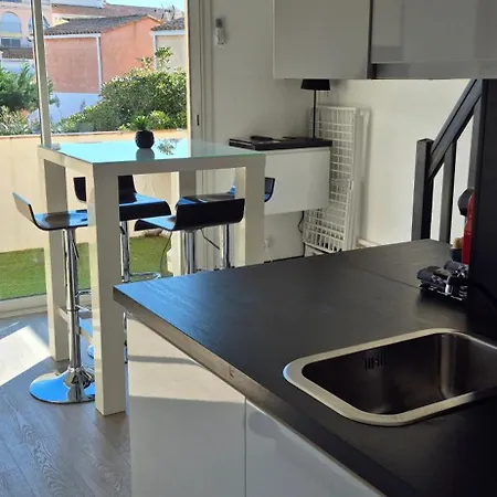 Appartement Superbe T2 Mezzanie, 200m Du Village Naturiste, Clim, Wifi, Piscine *