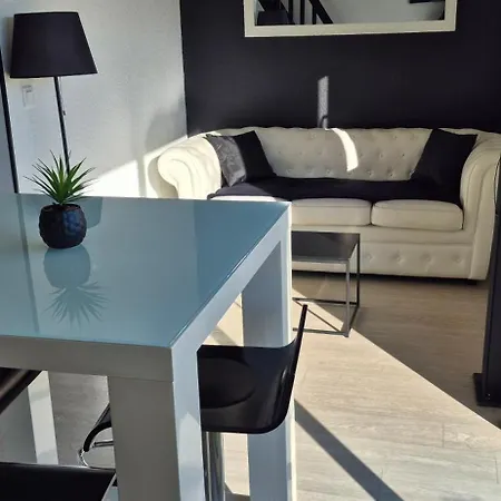 Apartamento Superbe T2 Mezzanie, 200m Du Village Naturiste, Clim, Wifi, Piscine Agde