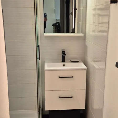 Appartement Superbe T2 Mezzanie, 200m Du Village Naturiste, Clim, Wifi, Piscine *