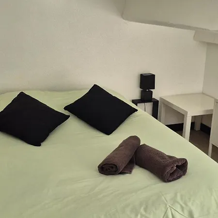 Apartment Superbe T2 Mezzanie, 200m Du Village Naturiste, Clim, Wifi, Piscine